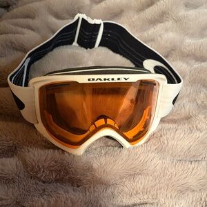 Oakley ski Goggles with pouch